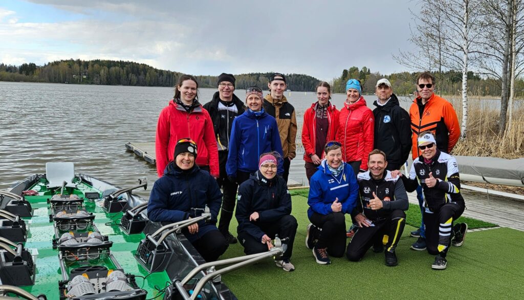 Rannikkosoutupäivänä opittiin joukolla rannikkosoudun saloja.